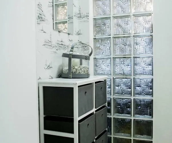 Hotell Uyutniy Dvorik 2*