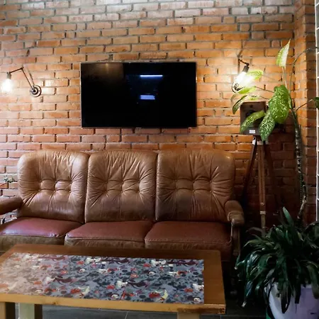 Uyutniy Dvorik Hotel