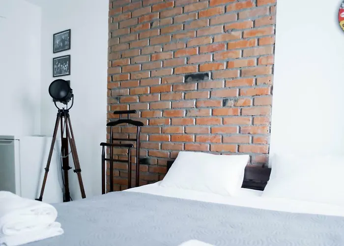 Uyutniy Dvorik Hotel